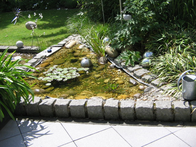 dreieckige Kanalquelle